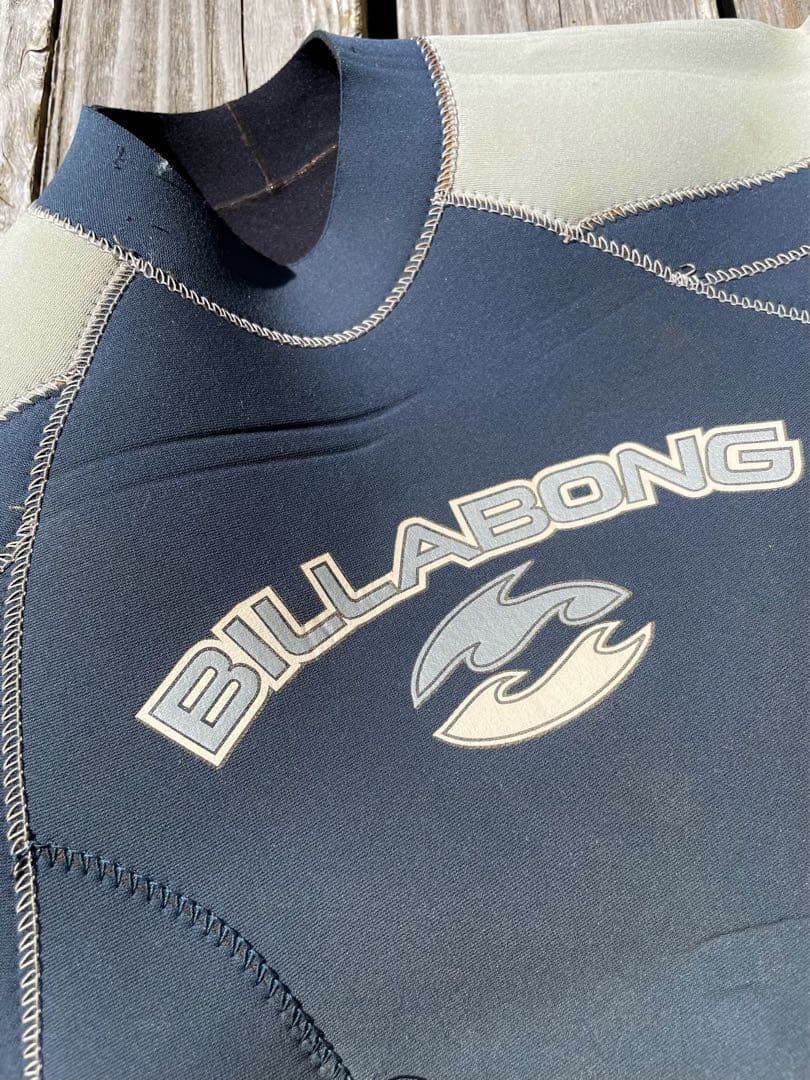 【値下げ】BILLABONG タッパー ジッパー付き レディース ジュニア