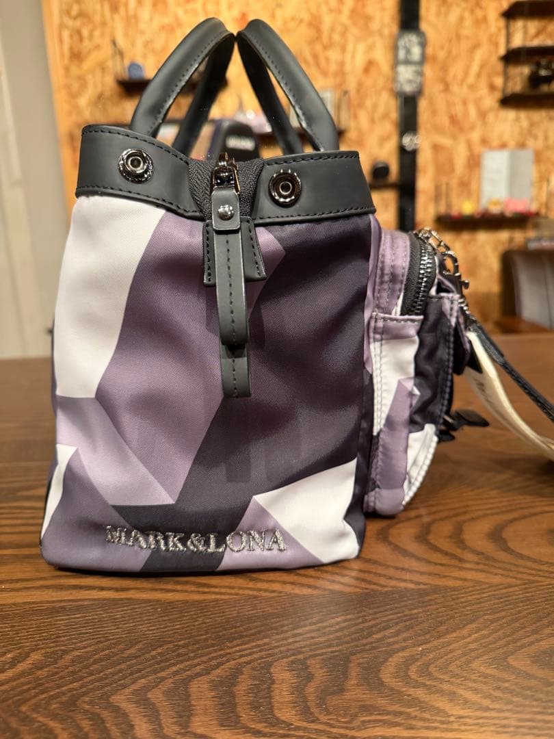 MARK&LONA 幾何学模様 ゴルフバッグ