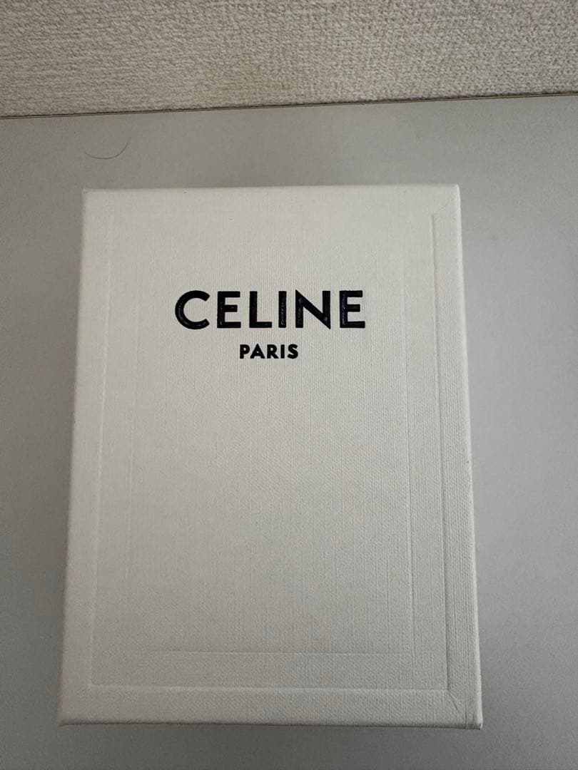 ナナCELINE ブラックレザー 三つ折り財布