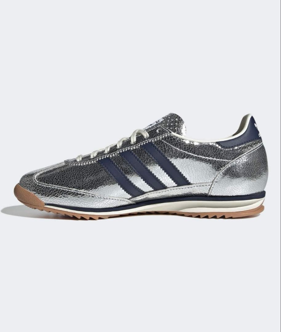 大人気SL72OG adidas スニーカーシルバー　 春ファッションアイテム