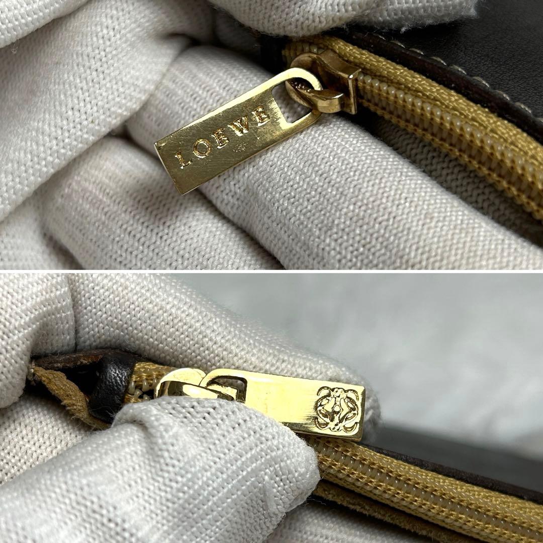 【最終値下げ】⭐️LOEWE ケース スウェード カーキ