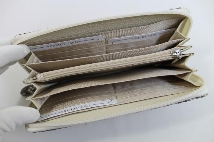 【専用】パイソン 財布 長財布 本革 ラウンド ダイヤモンドパイソン 蛇本革