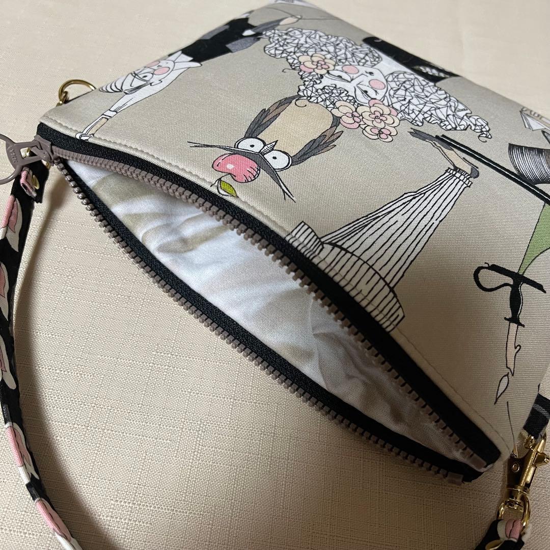 ♡20㎝ファスナーポーチ♡ハンドメイド　アレキサンダーヘンリー