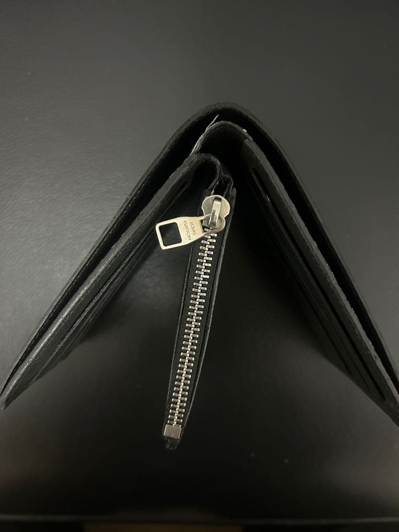 LOUIS VUITTON タイガ二つ折り財布