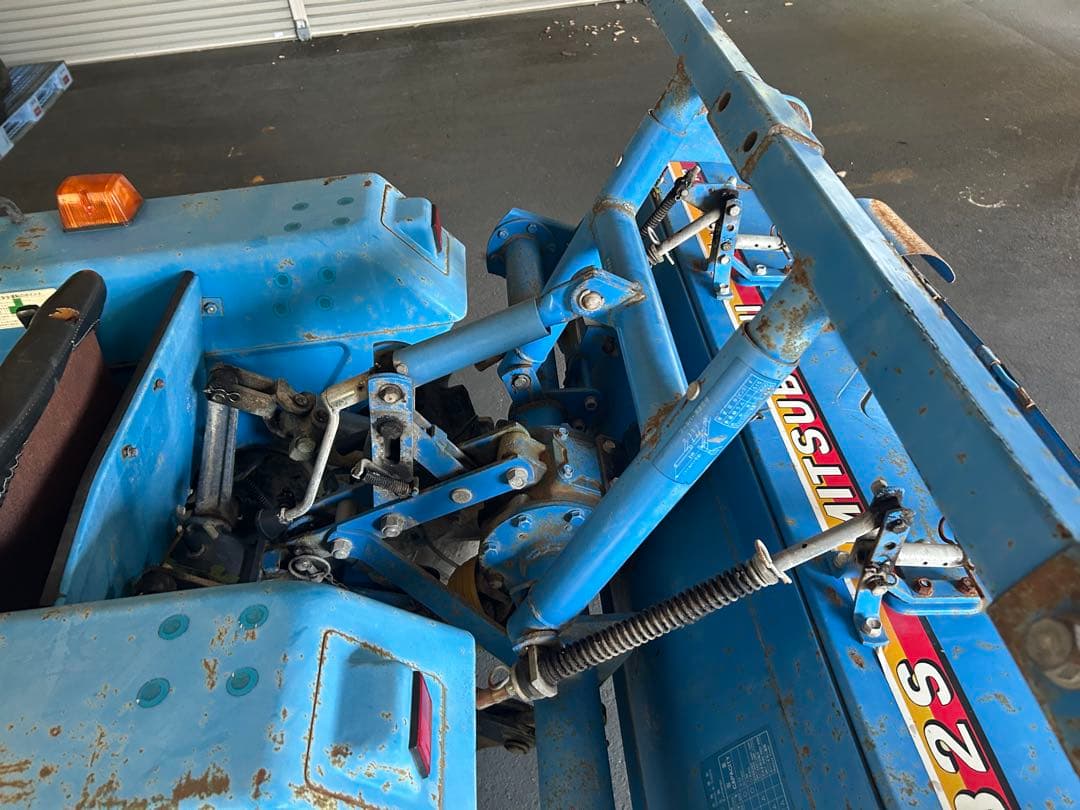 MITSUBISHI MT2000 青色トラクター二駆‼️