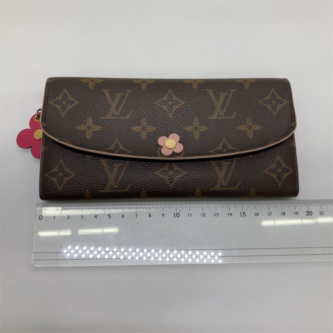 LOUIS VUITTON ポルトフォイユ・サラ エミリーフラワーレザー