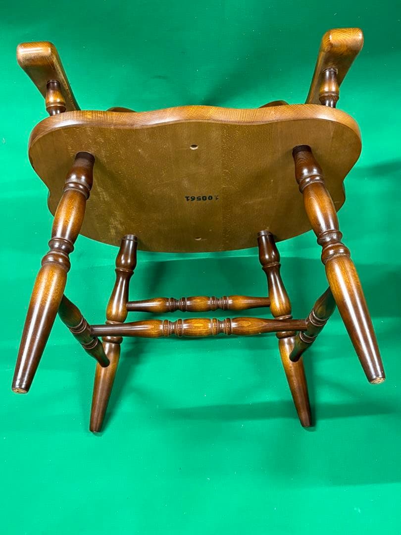 ① 飛騨産業 キツツキマーク ウィンザーチェア アームチェア 椅子 イス