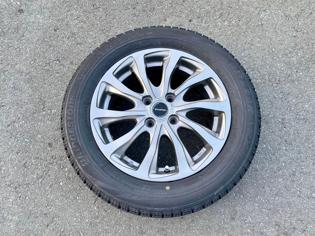 【バリ溝】スタッドレスタイヤ&ホイール185/60R15 ブリヂストンVRX