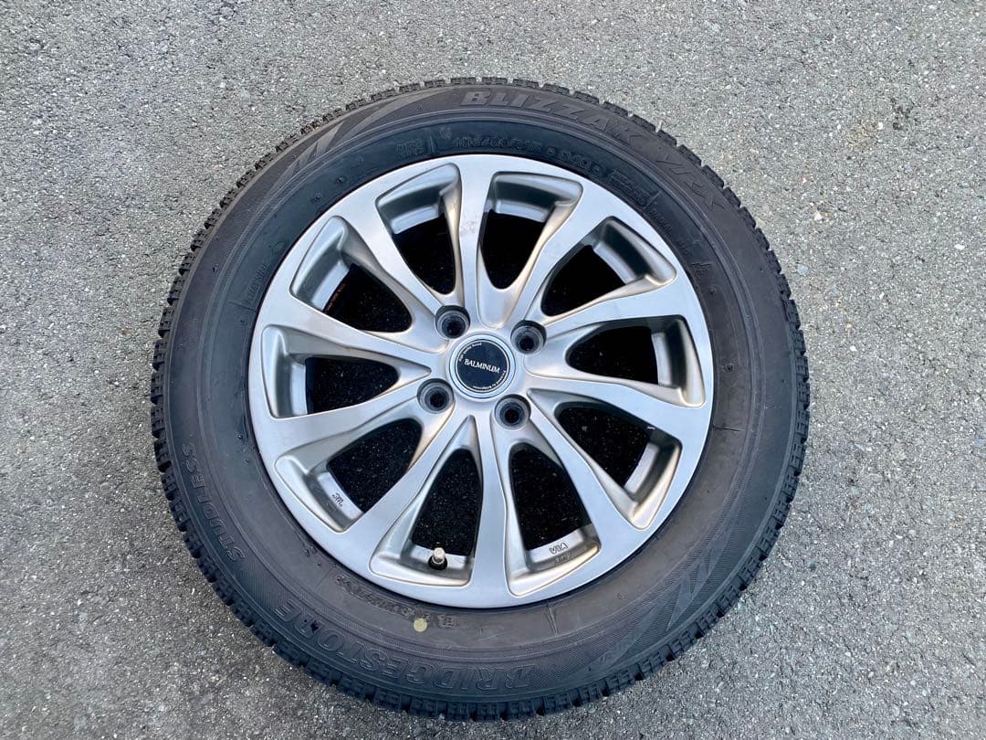 【バリ溝】スタッドレスタイヤ&ホイール185/60R15 ブリヂストンVRX