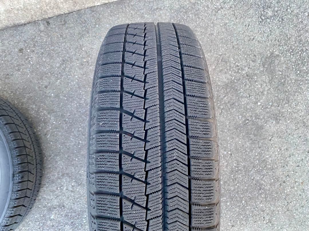 【バリ溝】スタッドレスタイヤ&ホイール185/60R15 ブリヂストンVRX