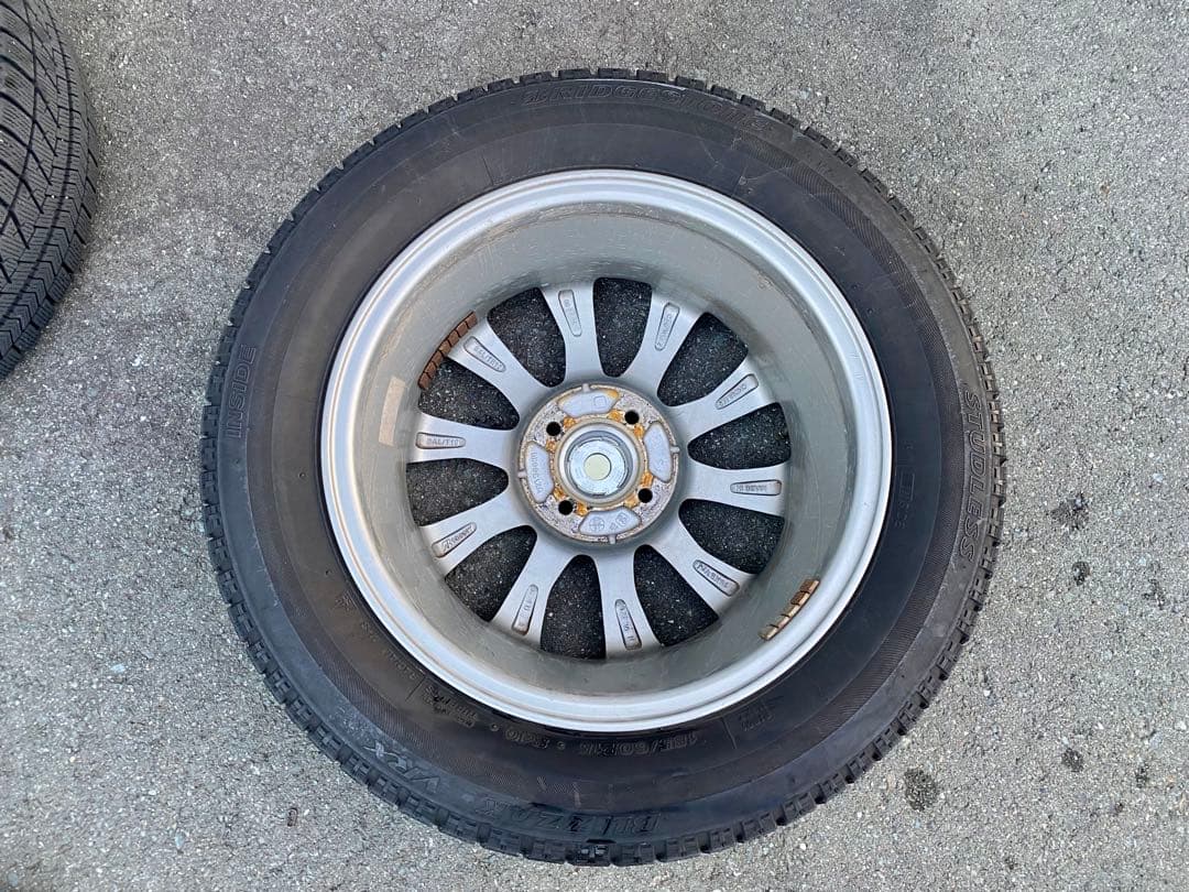 【バリ溝】スタッドレスタイヤ&ホイール185/60R15 ブリヂストンVRX