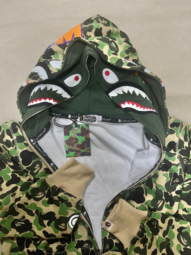 APE カモフラージュシャークパーカー XLサイズ