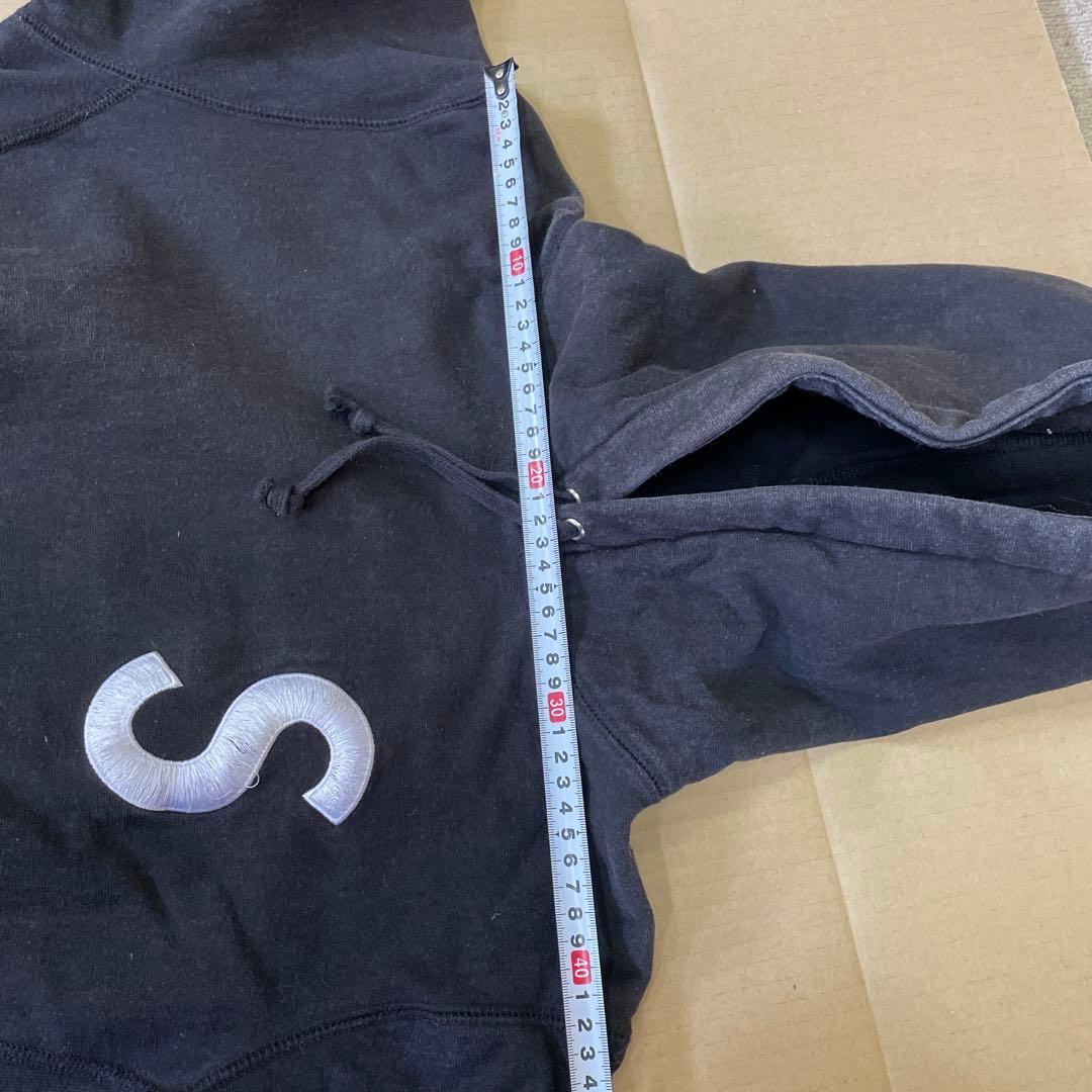 supreme シュプリーム　Sロゴ　刺繍　パーカー