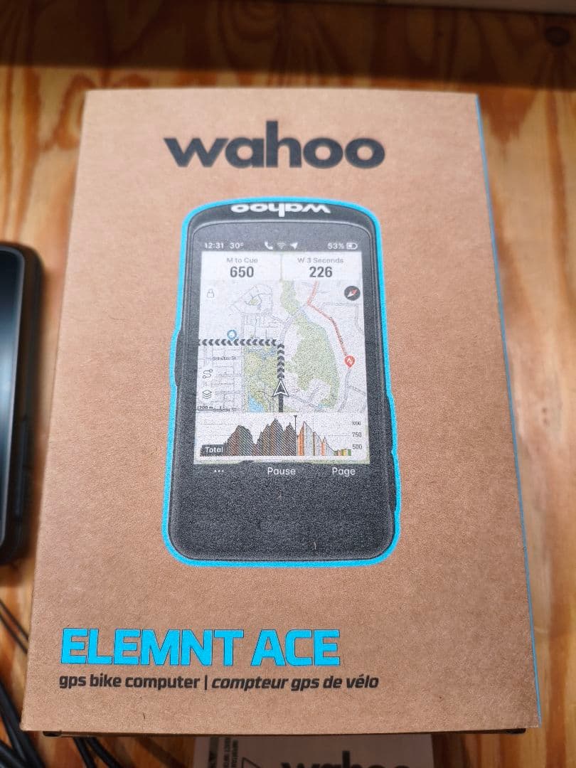Wahoo ELEMNT ACE サイクルコンピューター 本体 フィルム付