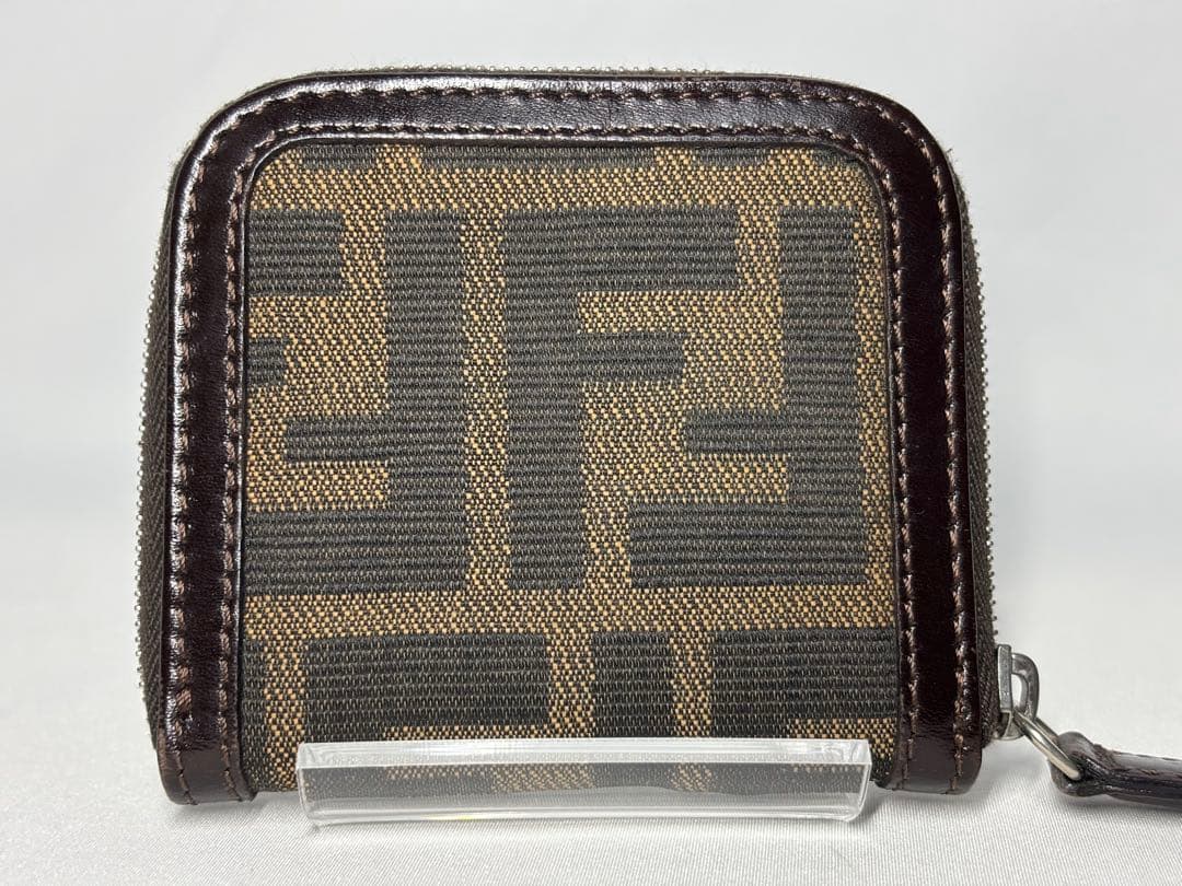 【極美品】FENDIフェンディ　ケース　ズッカ