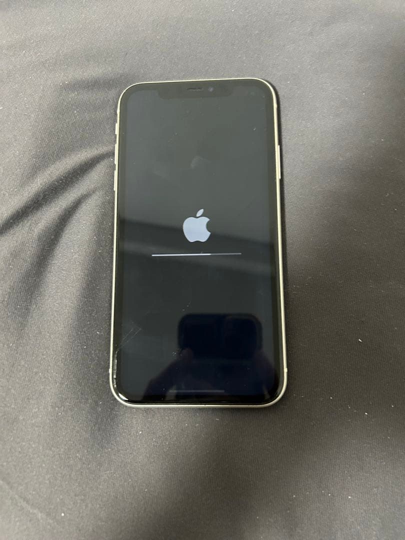 ⚠️Apple iPhone 11 ホワイト ジャンク品