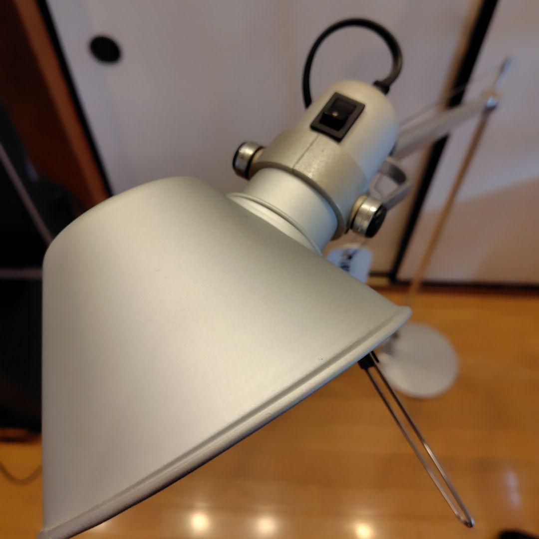 Artemideアルテミデ Tolomeo Reading Floor