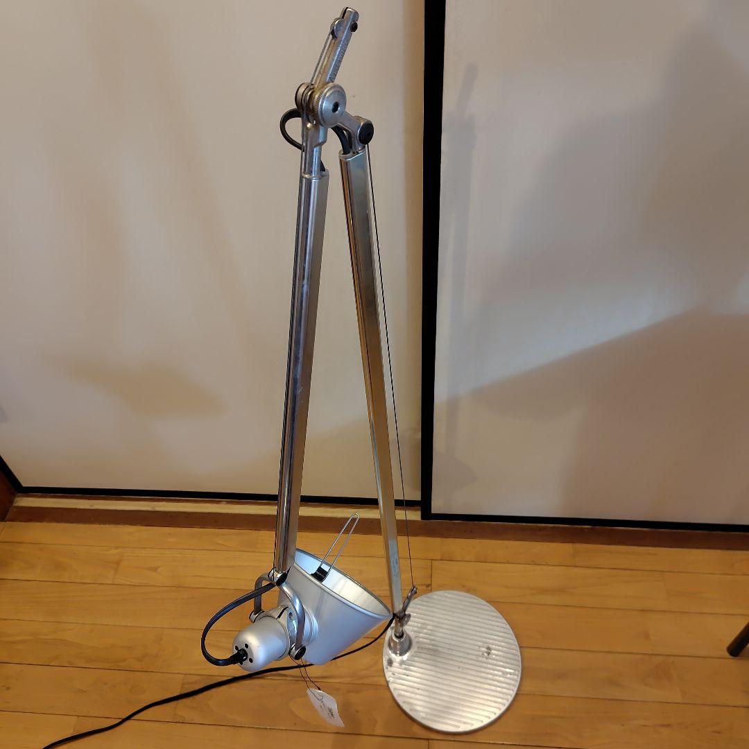 Artemideアルテミデ Tolomeo Reading Floor