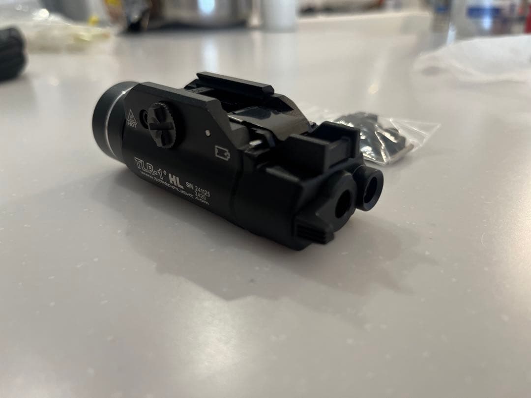 TLR-1 　実物 リモートスイッチ用バッテリードア　フォースリーコン　usmc