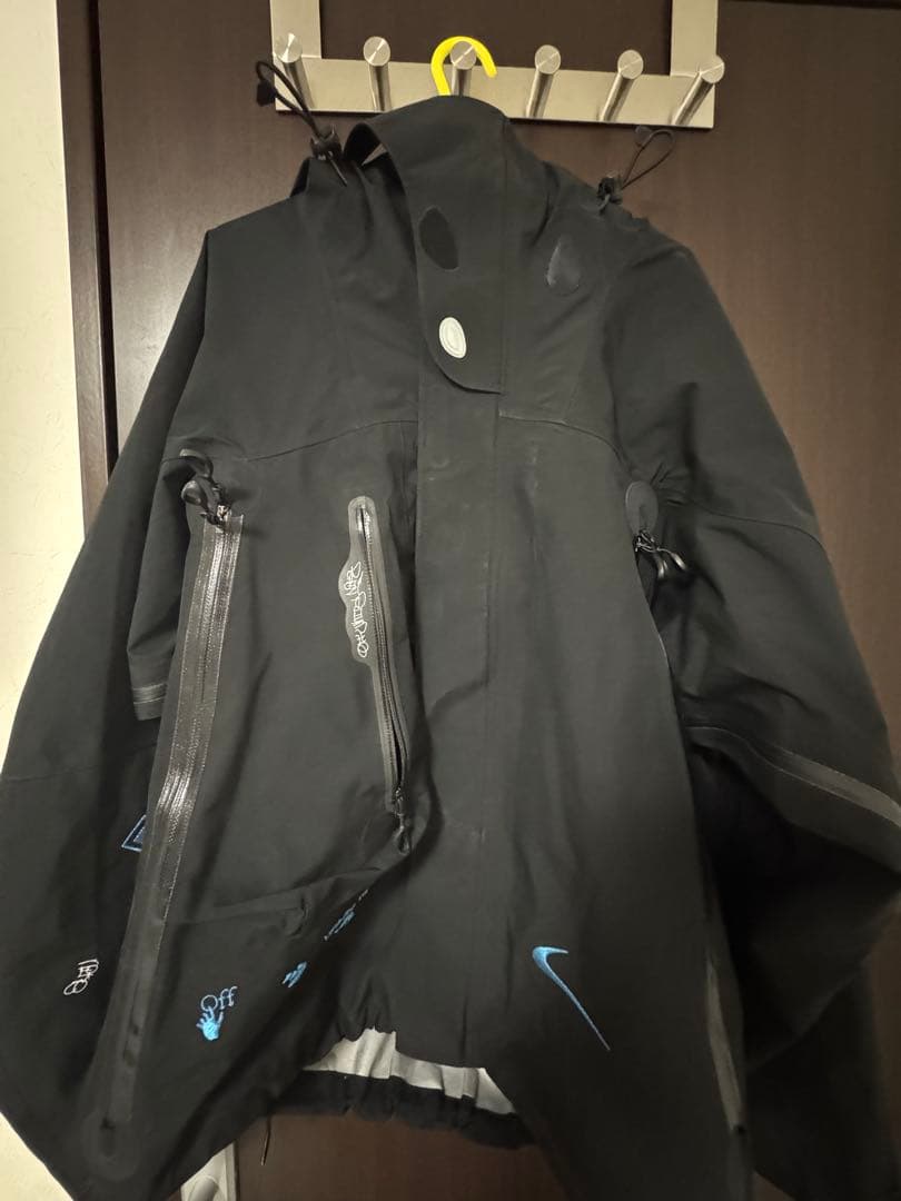 NIKE OFF-WHITE JACKET 007　ゴアテックス　ブラック