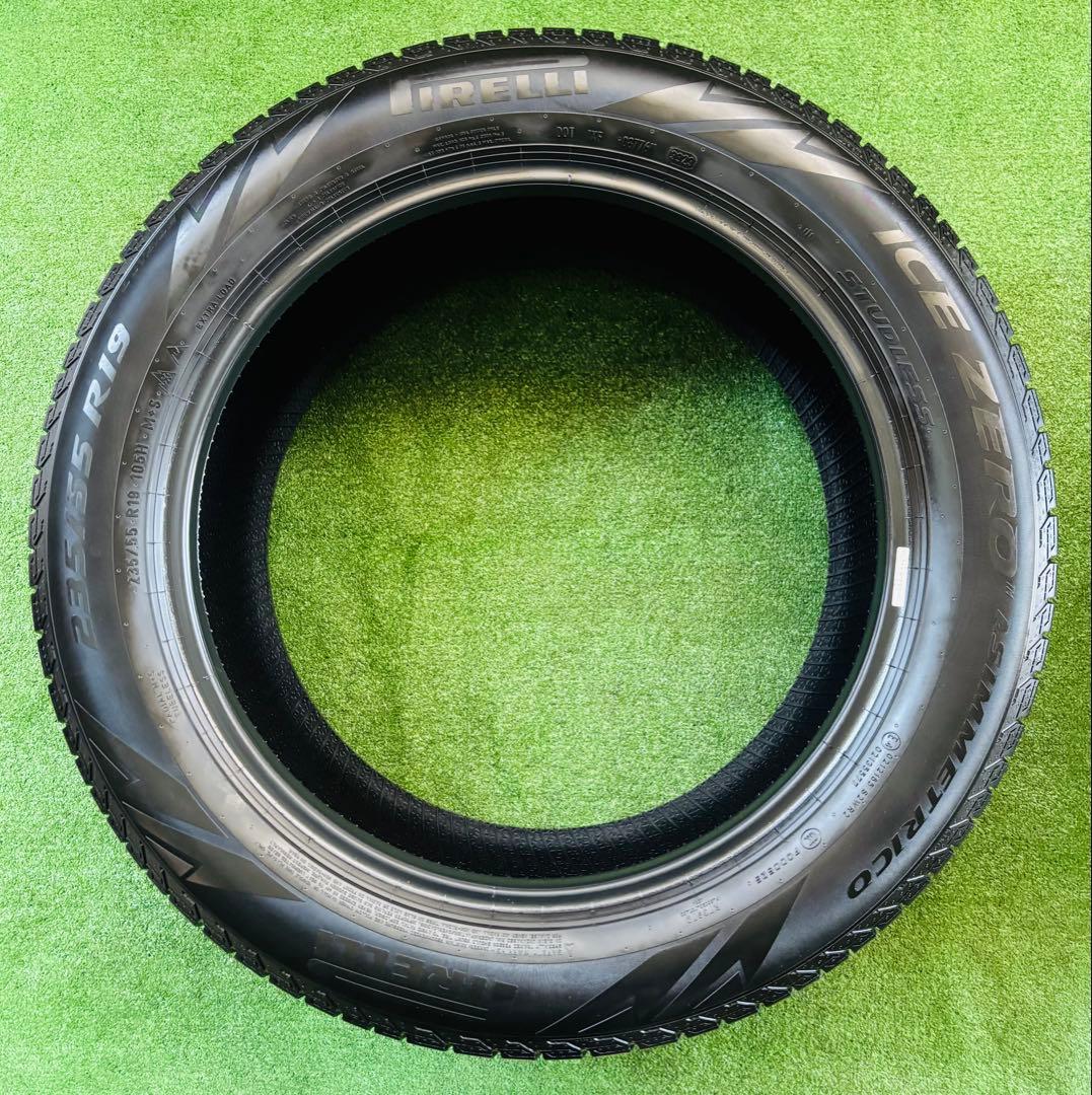PIRELLI ICE ZERO 235/55R19 23年製深山スタッドレス