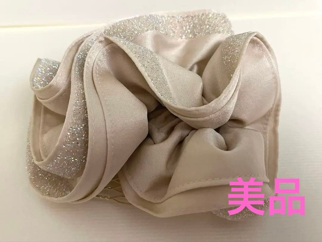 コンプレックスビズ イージーコーム　美品　シュシュ　クリップ　黒・ベージュ