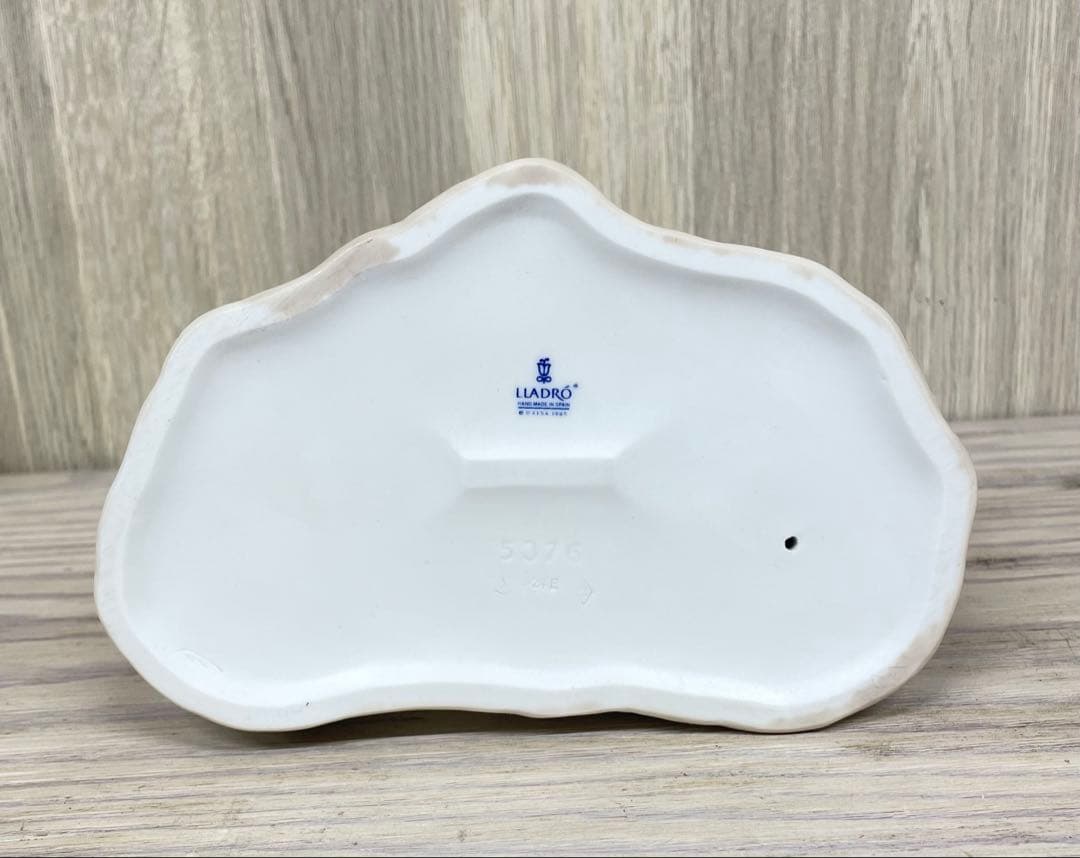 LLADRO　リヤドロ　彩色磁器人形　「この子はぼくの」少年と犬