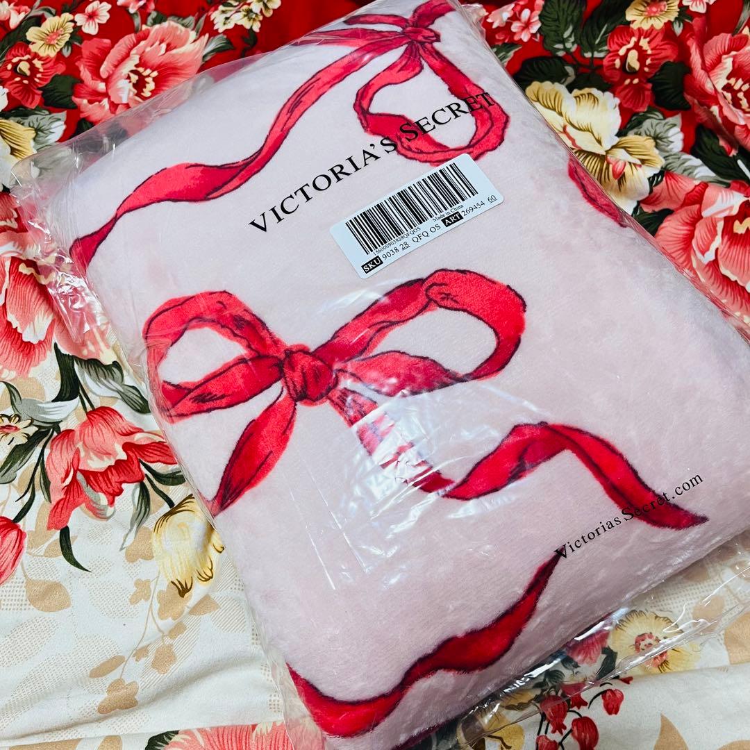 ★Victoria's Secret★新作リボン柄大判ブランケット★フリース毛布