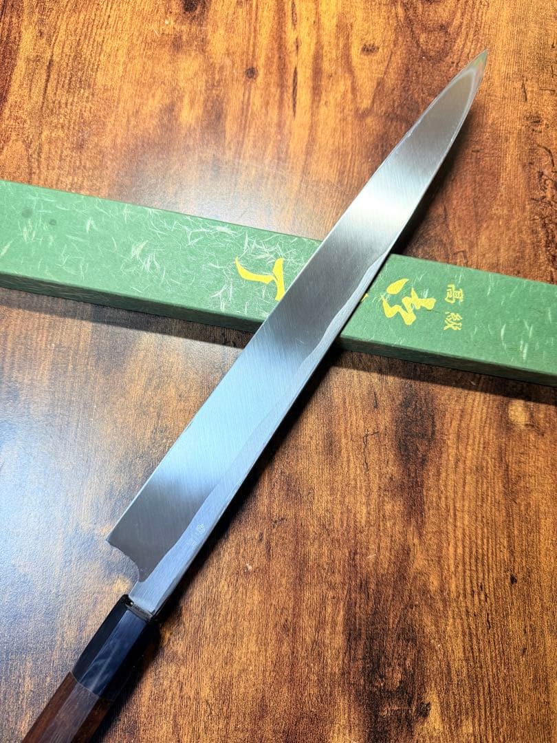 【堺打刃物】刺身　柳刃　白ニ鋼　包丁　　尺一寸　紫檀水牛八角柄