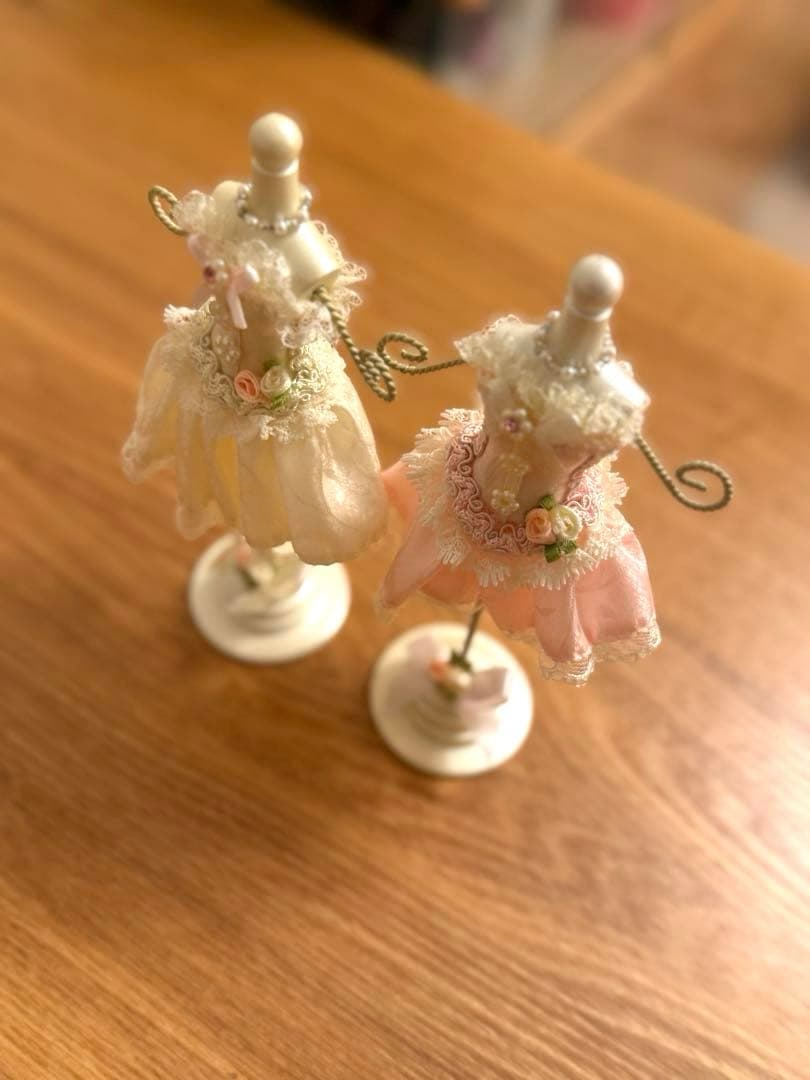 アクセサリー置き　人形