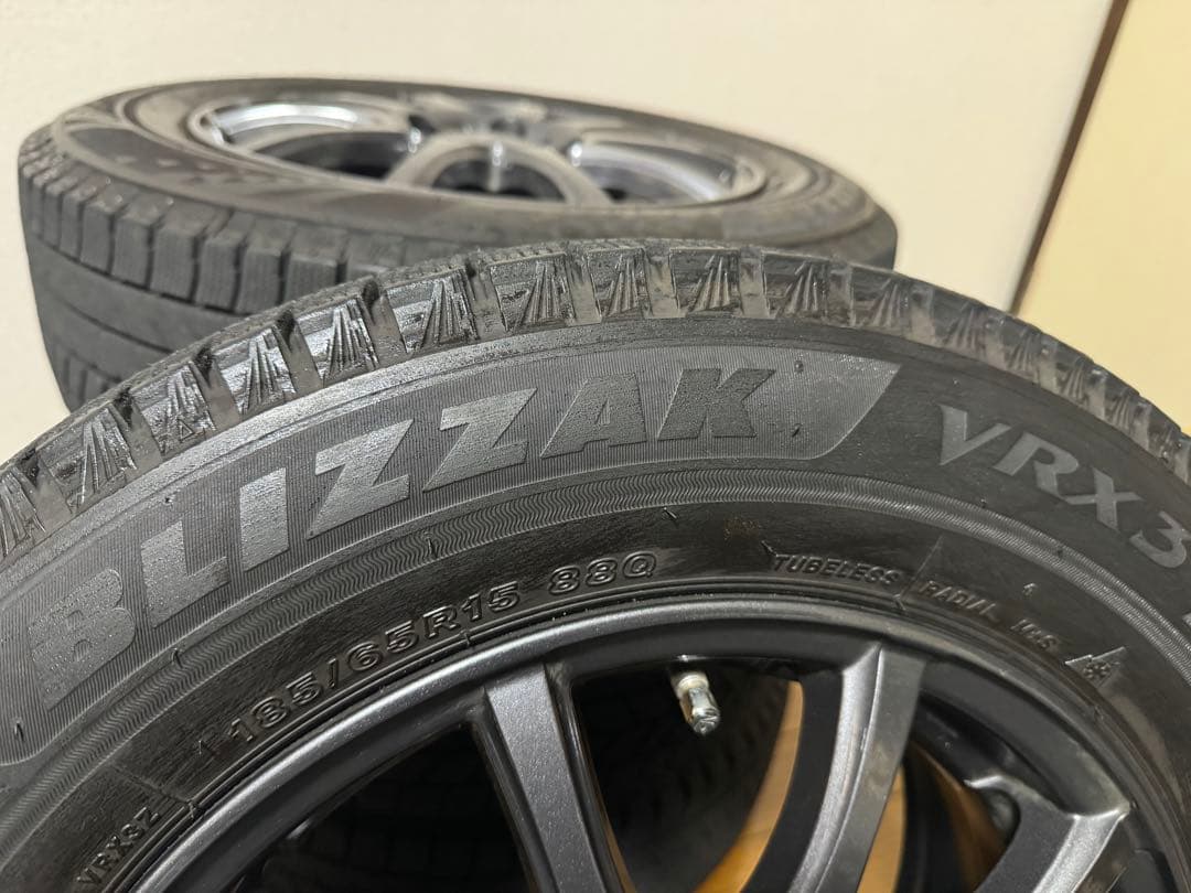 【新品同等】 BRIDGESTONE VRX3 185/65R15 スタッドレス