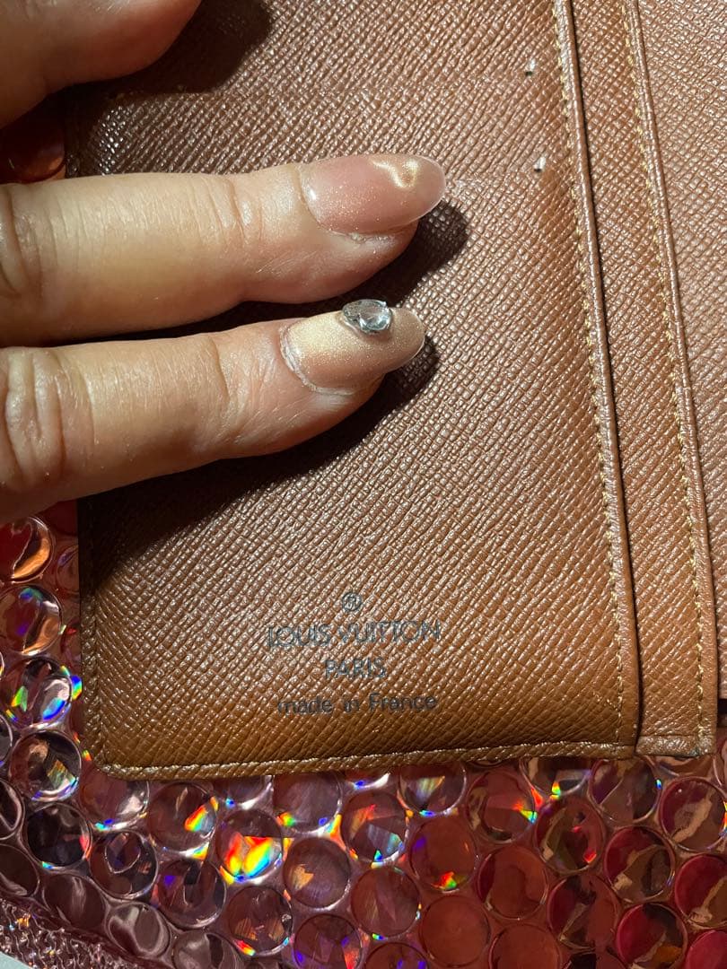 ルイヴィトン2つ折りがま口財布