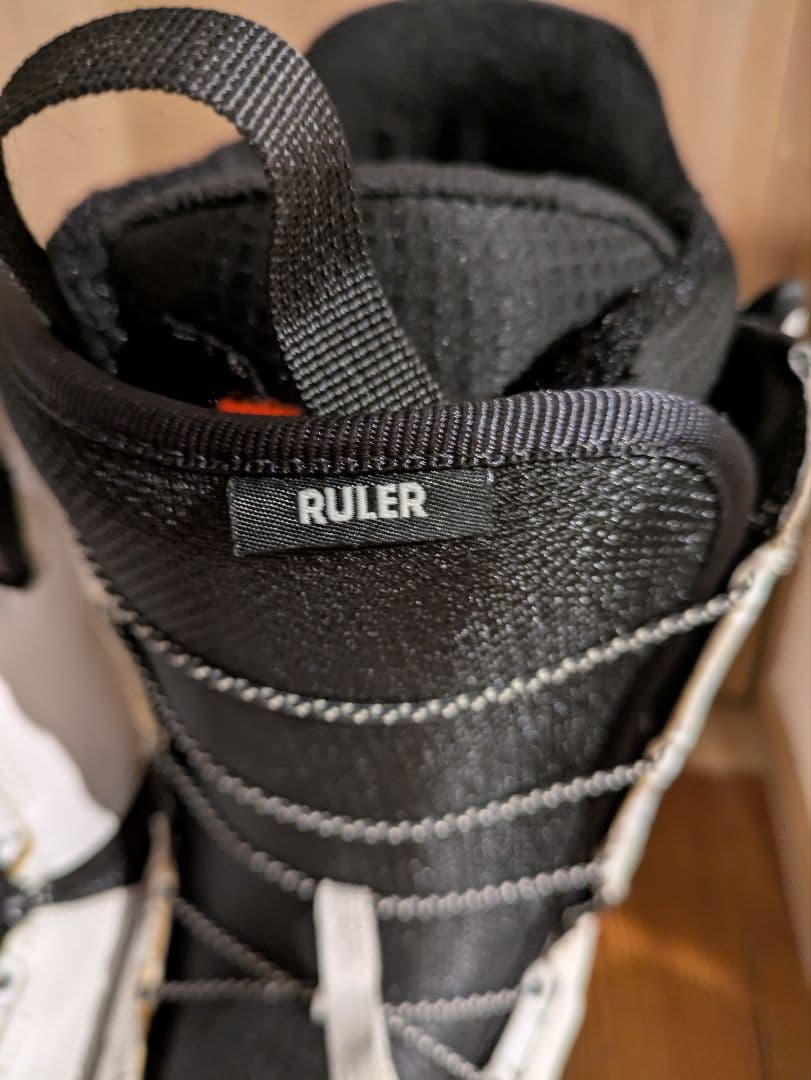 BURTON RULER 25.5 Asianfit スノーボードブーツ