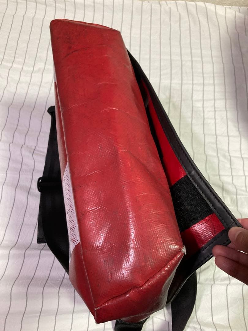 FREITAG DEXTER ? メッセンジャーバッグ 赤白　フライターグ