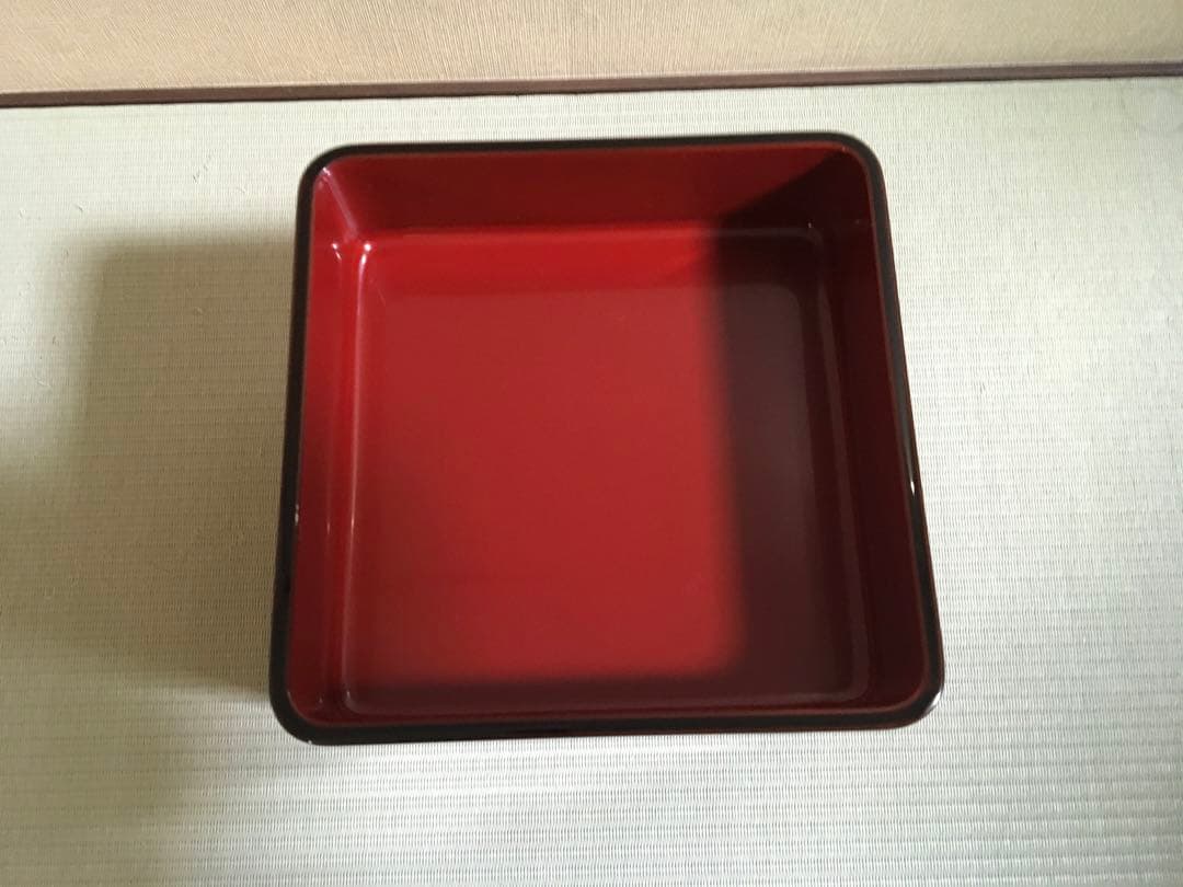 越前塗三段重