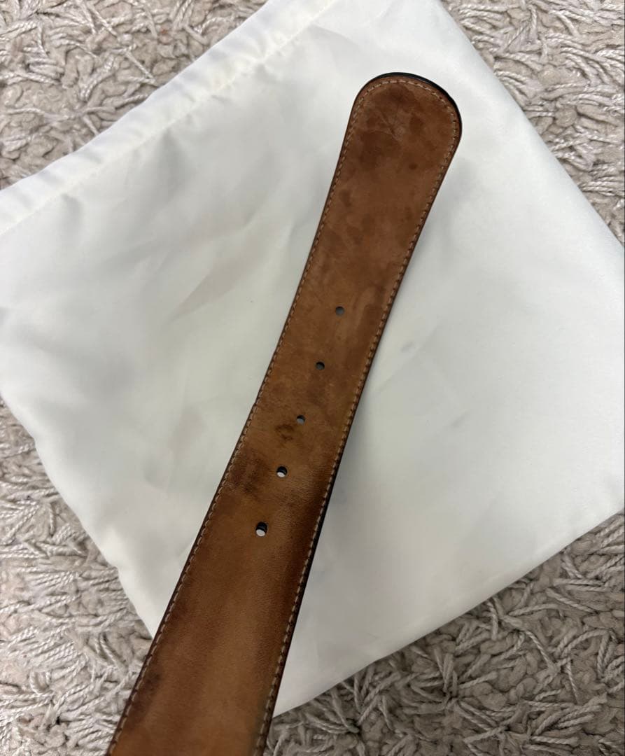 GUCCI GGロゴバックル 黒レザーベルト