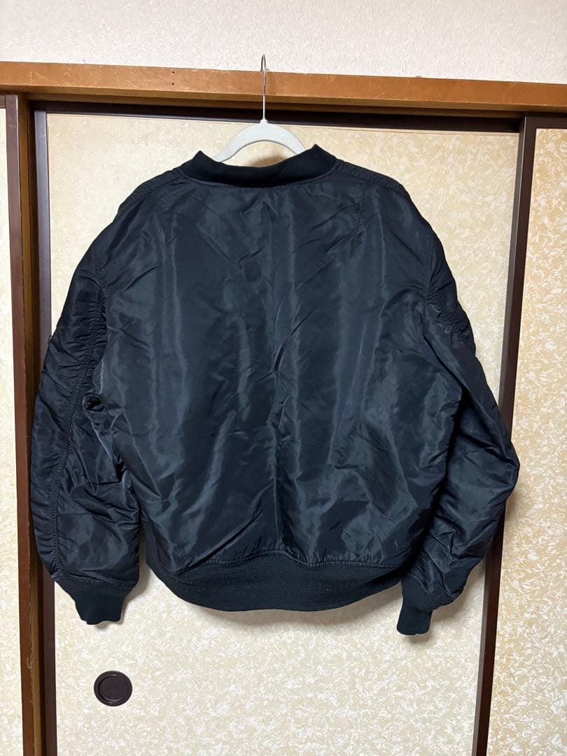 Alpha Industries MA-1 フライトジャケット ブラック