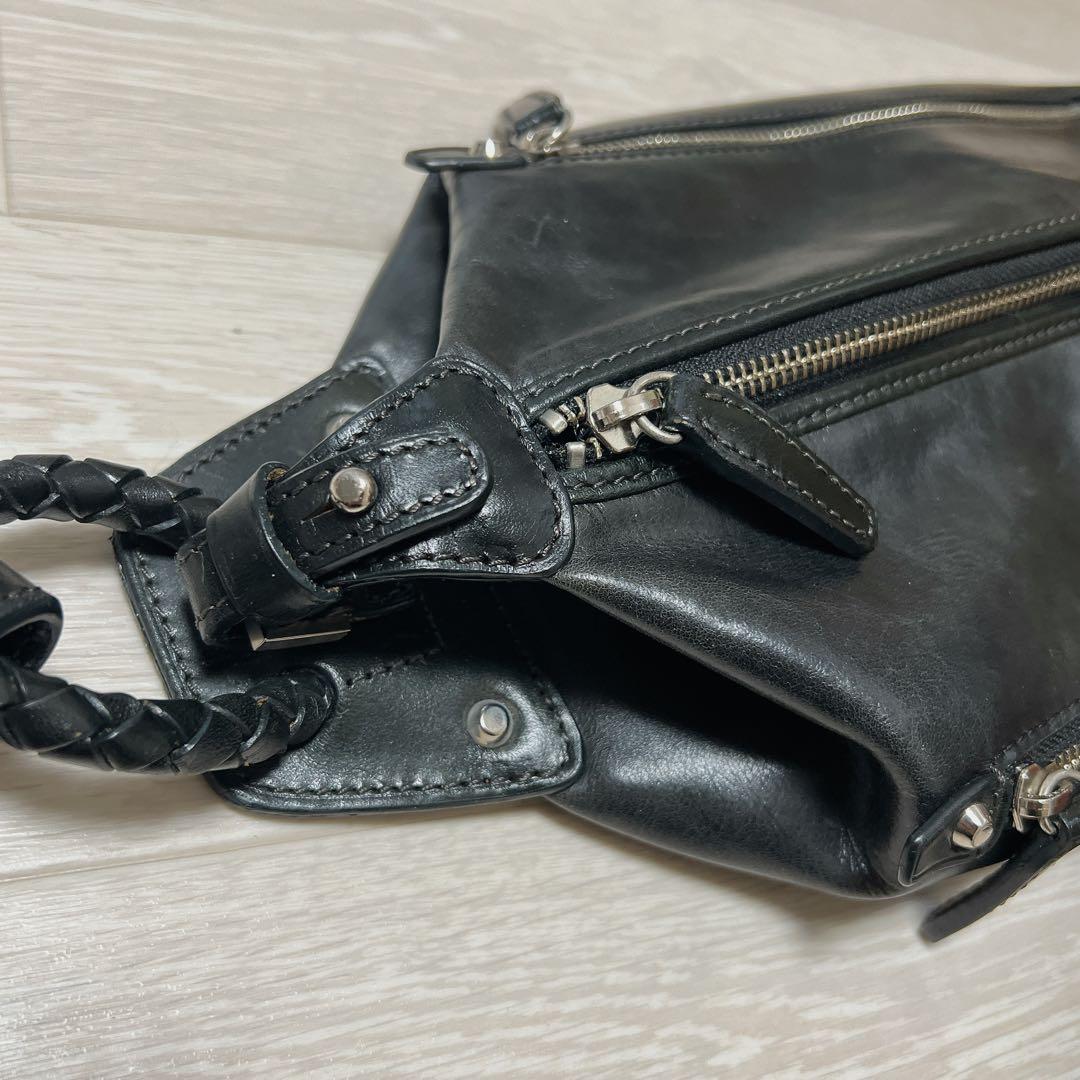 みにきて屋♥︎Kiefer neu キーファーノイ レザー　ボデイーバッグ