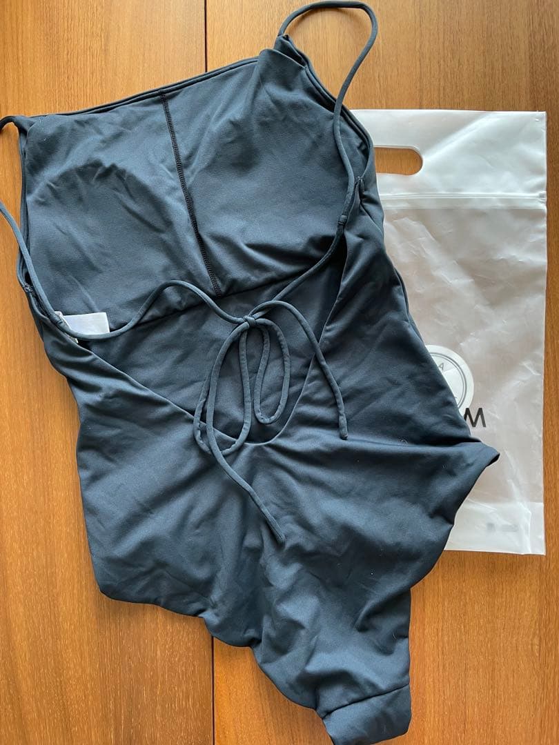 ★美品★alexiastam ワンピース水着