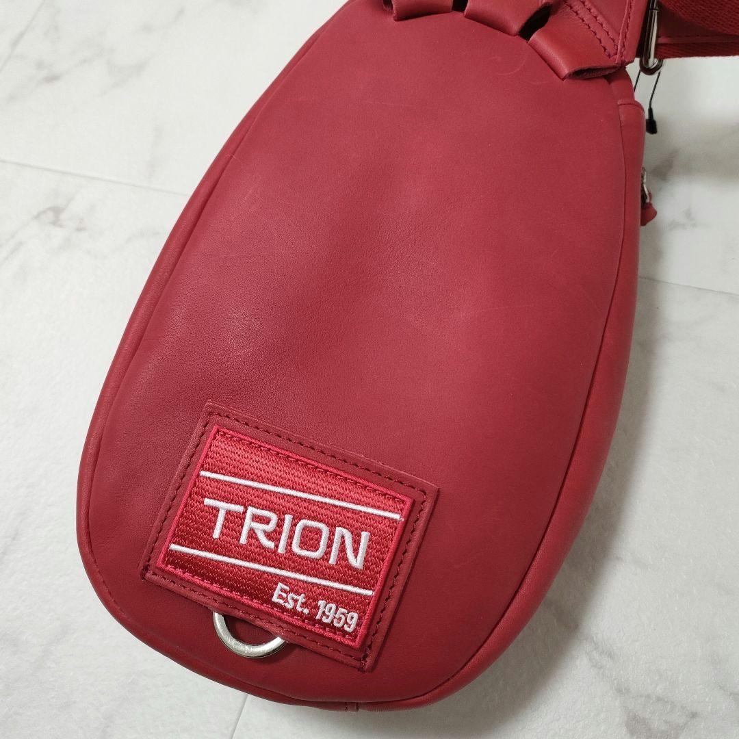 【新品タグ付】TRION　THE GLOVE　ボディバッグ　グラブレザー　レッド