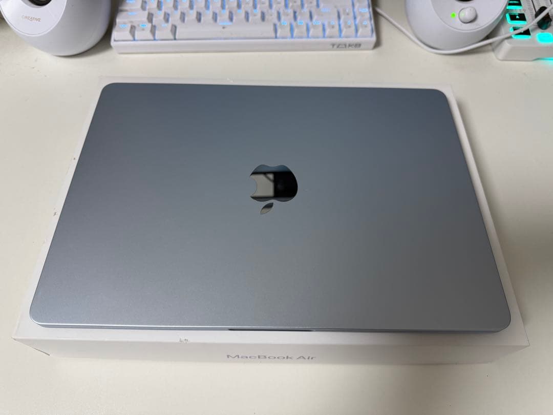 【極美品】M4 MacBook Air 箱付き SSD256 メモリ16GB