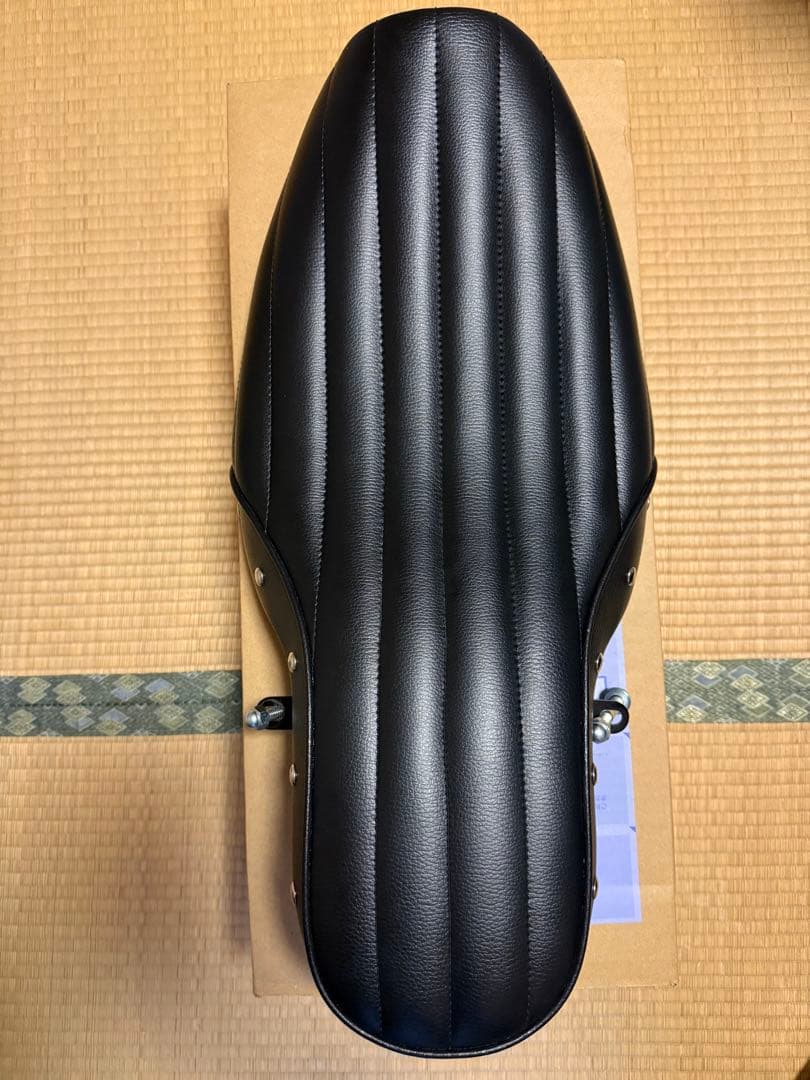 Garage T&F SR400　スタッド付きタックロールシート