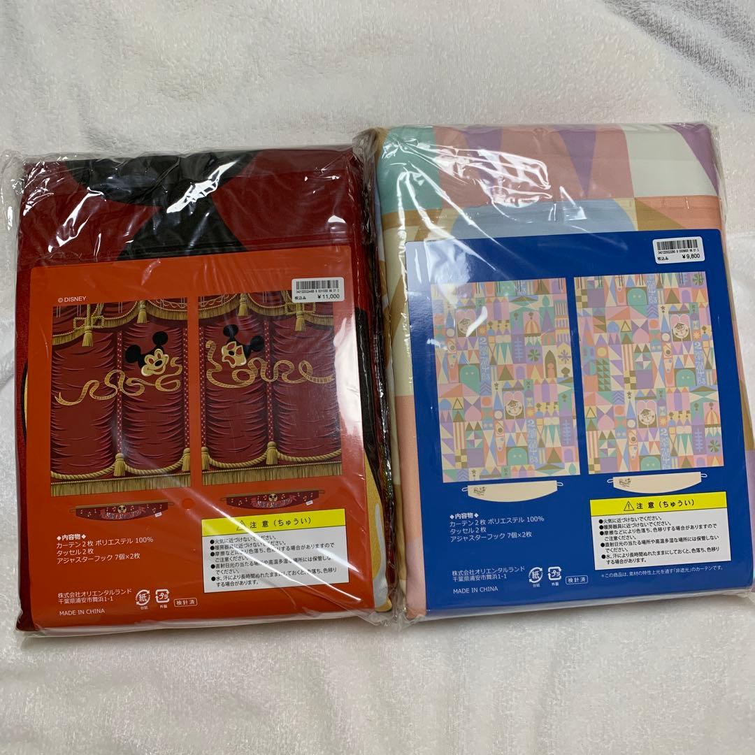 イッツ・ア・スモールワールド　ミッキーマウスレビュー　カーテン　ディズニー