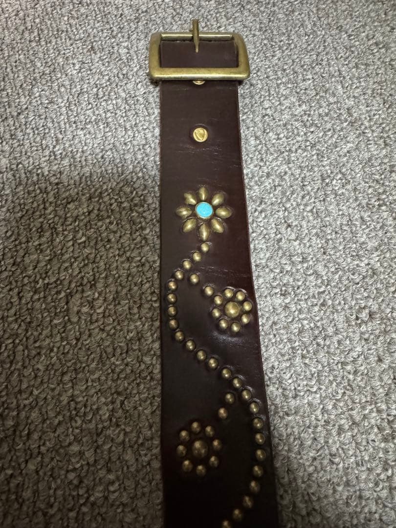 未使用級超美品 HTC ターコイズフラワースタッズベルト 34inch