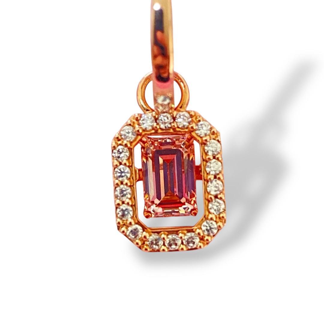 未使用に近い SWAROVSKI una オクタゴンカット ダンシング　ピンク