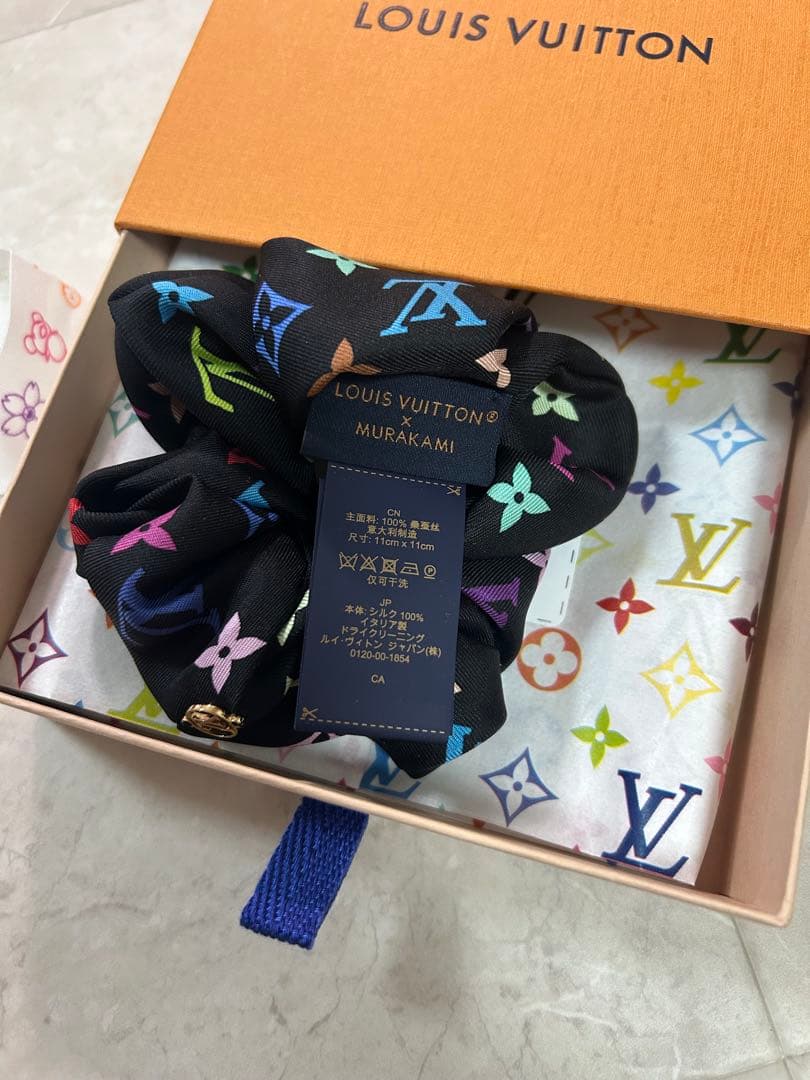 Louis Vuitton モノグラムシュシュ ブラック・マルチカラー 村上隆