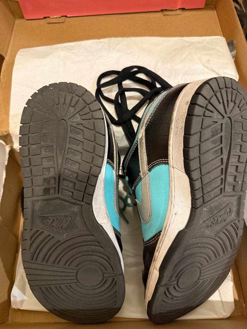 靴 NIKE DUNK Low SB x Diamond Tiffany