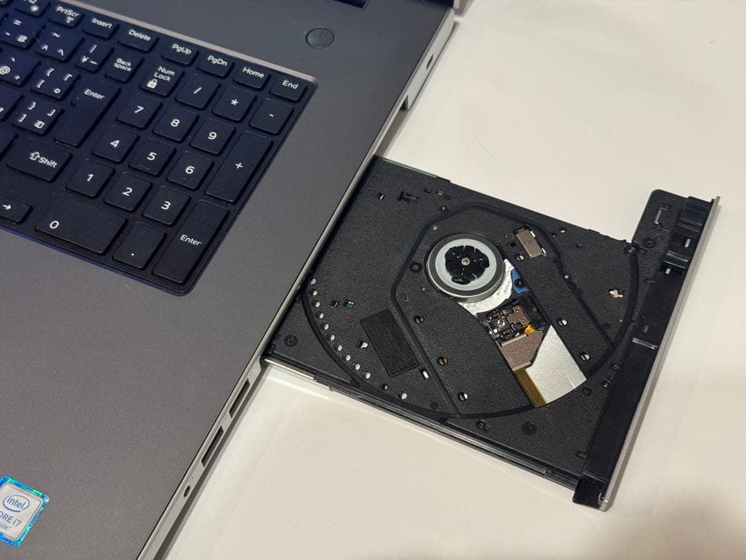 DELL Inspiron 5759 ノートPC