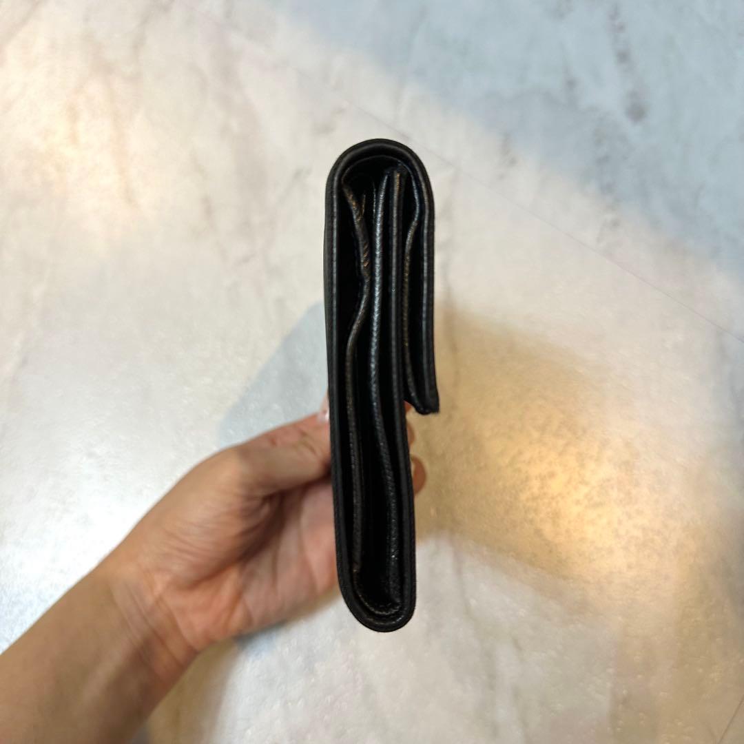 美品 PRADA ブラック レザー ナイロン 二つ折り財布 三つ折財布
