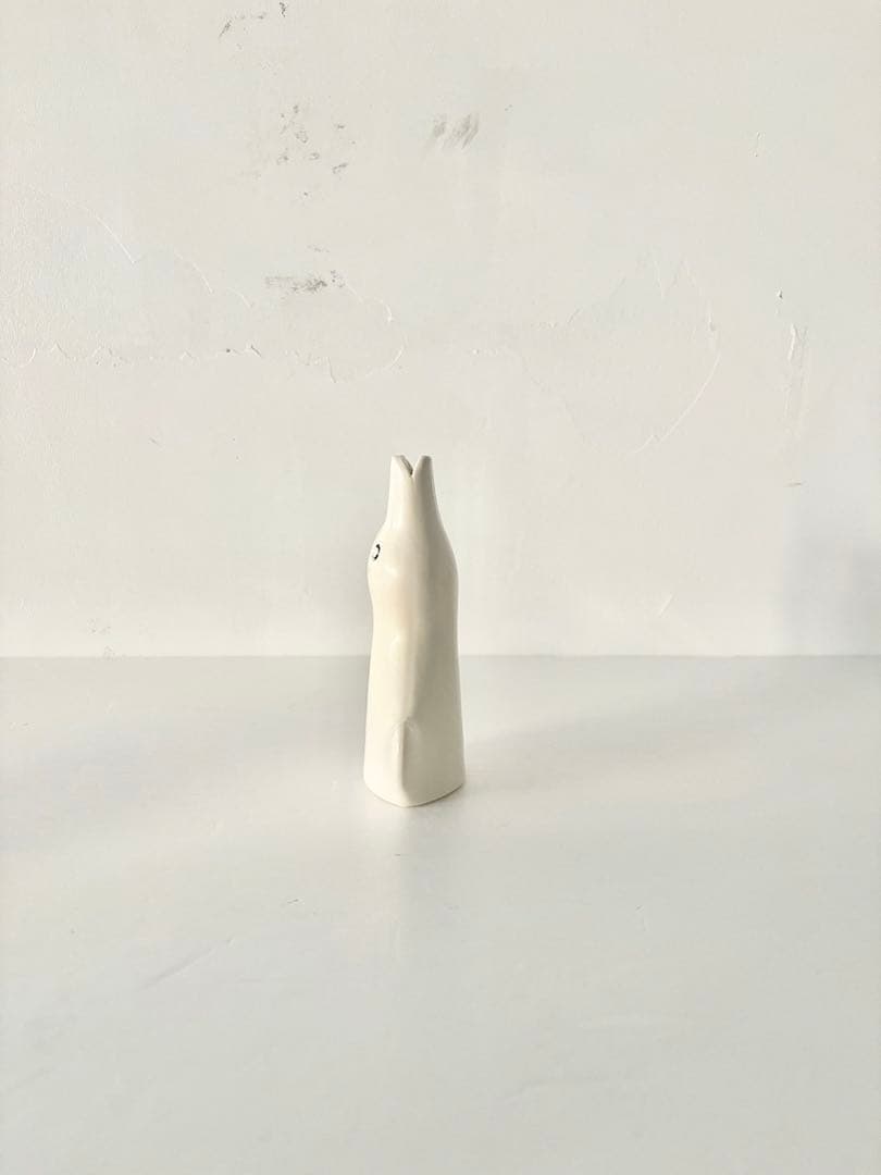 【美品】鹿児島睦　En Liten Van 　Rabbit　ホワイト